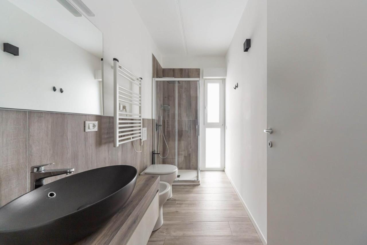 Comfy Apt With Private Parking & Balcony Milán Exterior foto