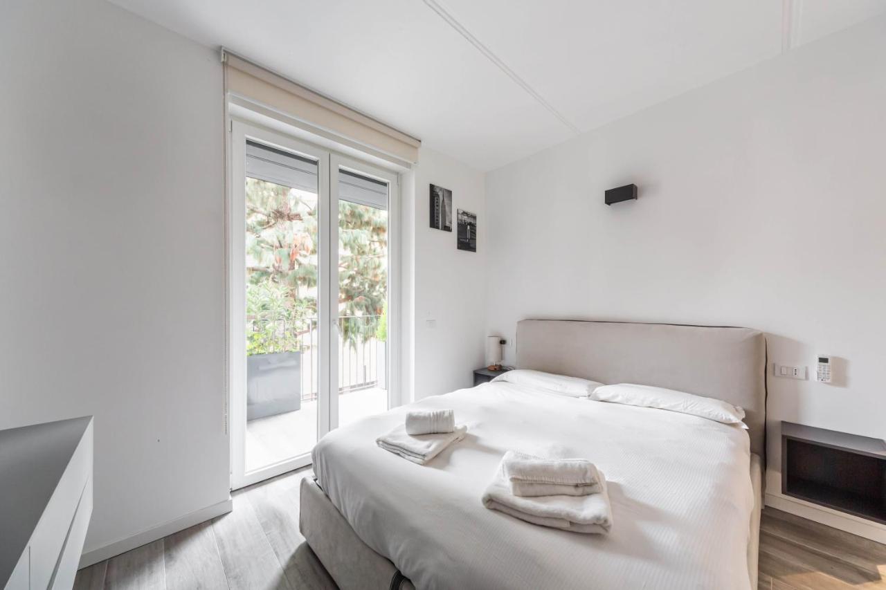Comfy Apt With Private Parking & Balcony Milán Exterior foto